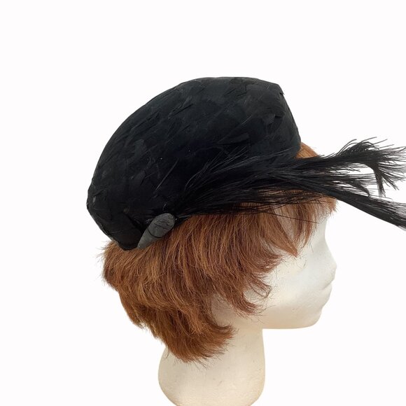 Vintage 1950s Black Feather Cocktail Pillbox Hat With Feather Detail - Picture 2 of 7